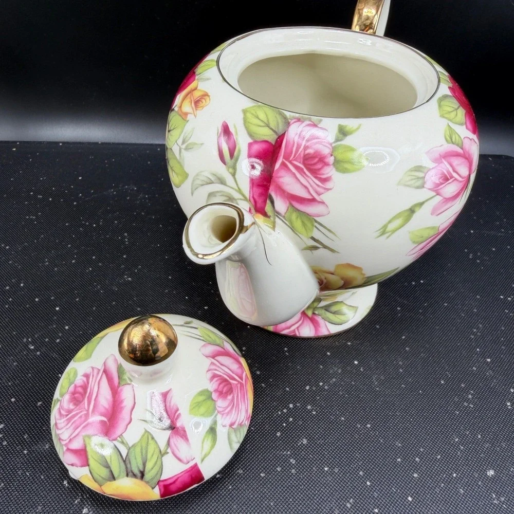 Royal Elfleda Country Rose Teapot Allison LL Fine Porcelain Floral Gold Trim 9in